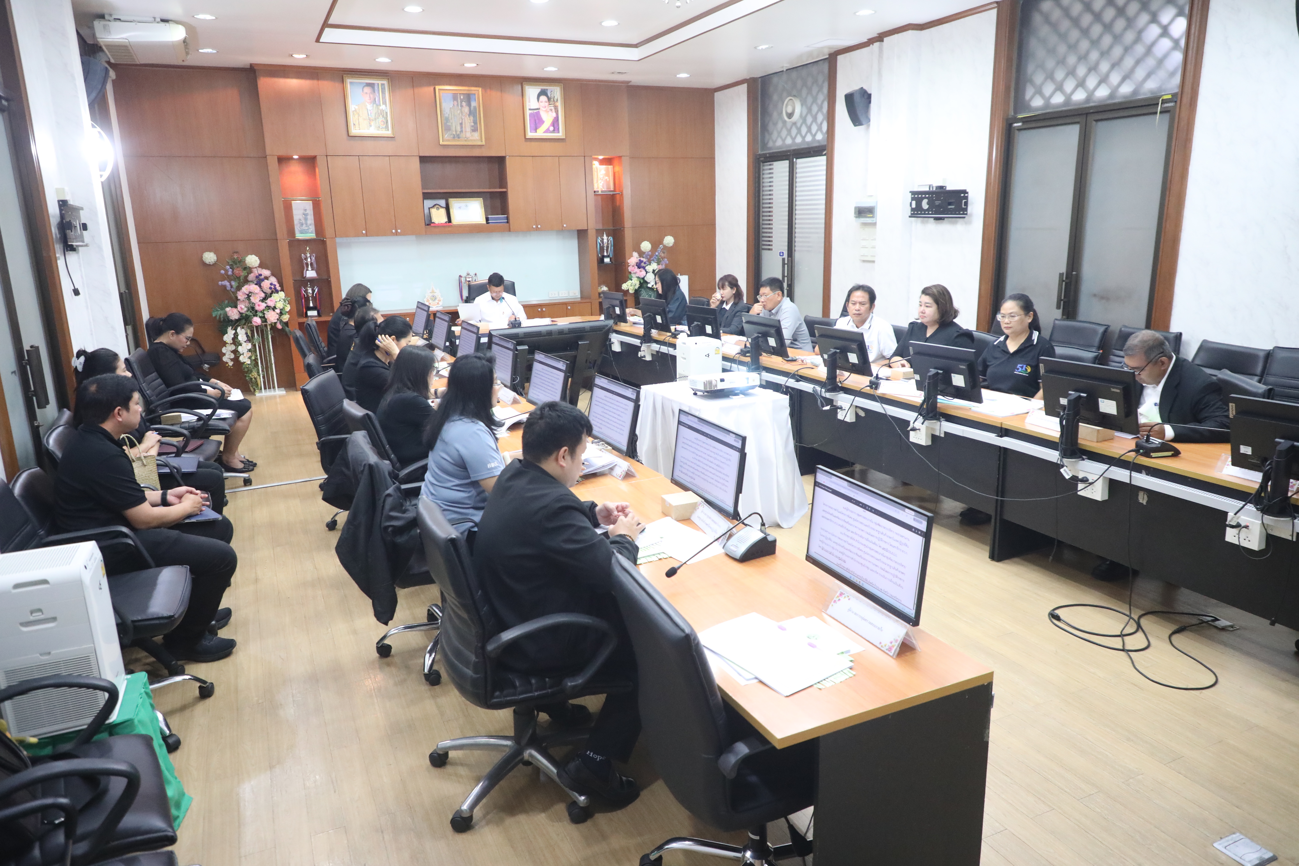 title - ส.ป.ก. ประชุมคณะกรรมการกลั่นกรองผลการประเมิน ผลการปฏิบัติราชการของข้าราชการพลเรือนสามัญ ในสังกัดสำนักงานการปฏิรูปที่ดินเพื่อเกษตรกรรม ครั้งที่ 1/2569